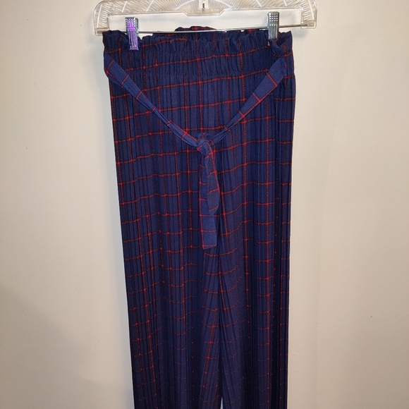 Blue and Red checkered wide leg pants - Picture 2 of 5